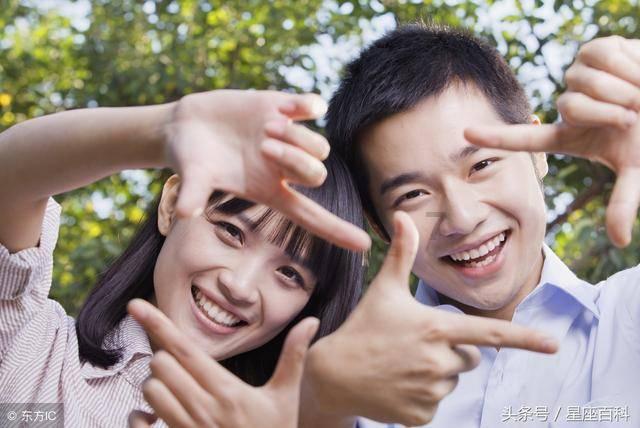青灯半夜书帏冷游戏画面